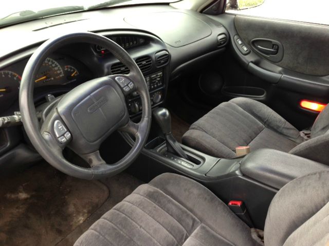 Pontiac Grand Prix 1998 photo 2