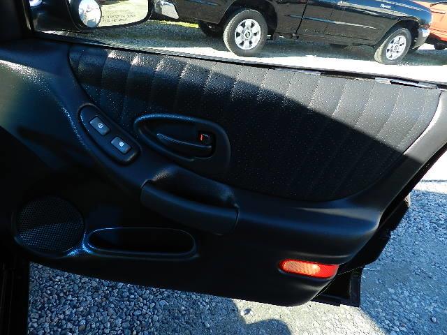 Pontiac Grand Prix 1999 photo 11