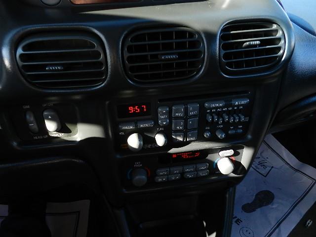 Pontiac Grand Prix 1999 photo 23