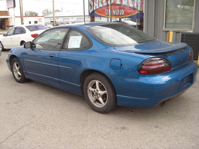 Pontiac Grand Prix 1999 photo 4