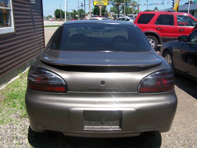 Pontiac Grand Prix 1999 photo 2