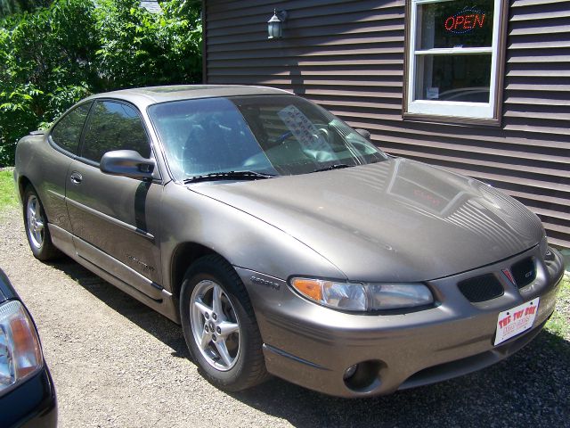 Pontiac Grand Prix 1999 photo 4