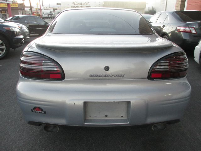 Pontiac Grand Prix 1999 photo 2