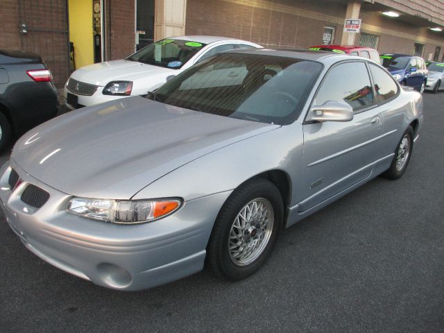 Pontiac Grand Prix 1999 photo 4
