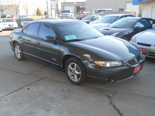 Pontiac Grand Prix SLT 4X4 Rumble BEE 5.7 HEMI Sedan