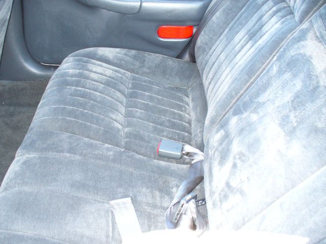 Pontiac Grand Prix 1999 photo 2