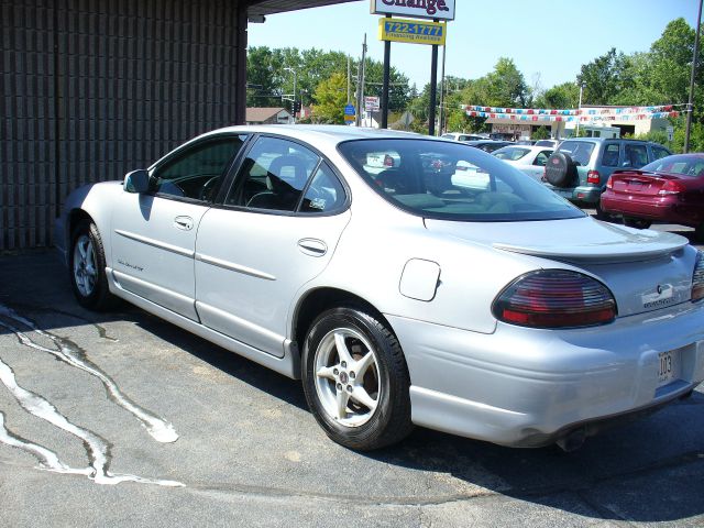 Pontiac Grand Prix 1999 photo 3