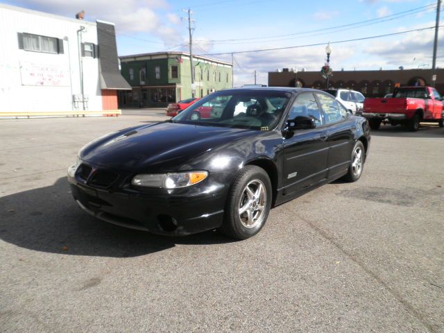 Pontiac Grand Prix 1999 photo 2