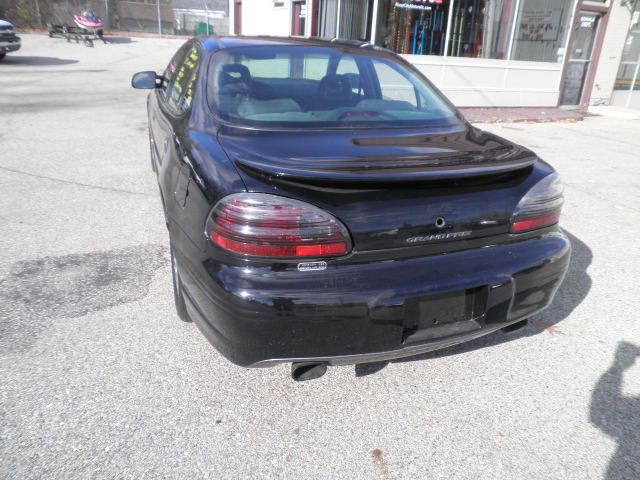 Pontiac Grand Prix 1999 photo 4