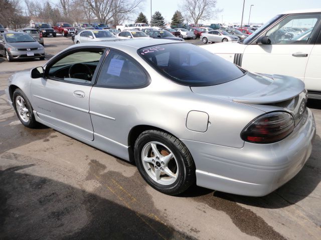Pontiac Grand Prix 1999 photo 1