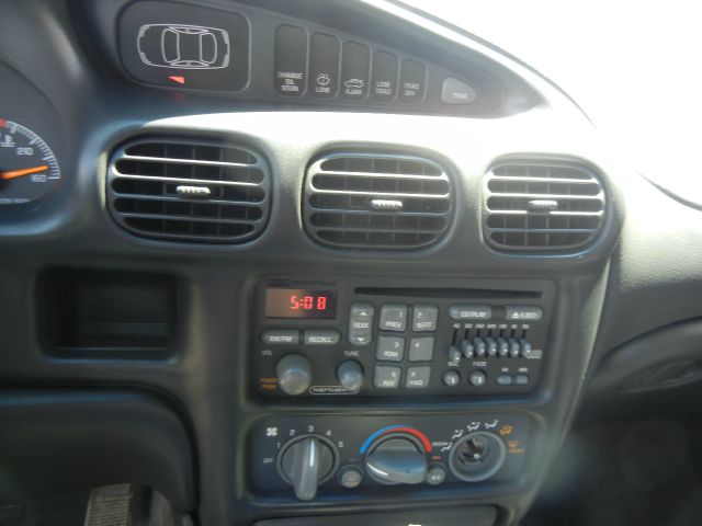 Pontiac Grand Prix 2000 photo 10