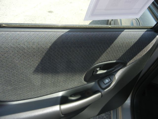 Pontiac Grand Prix 2000 photo 20