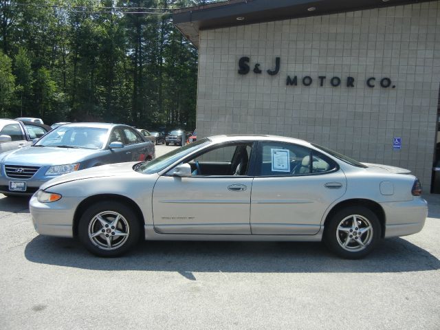 Pontiac Grand Prix 2000 photo 25