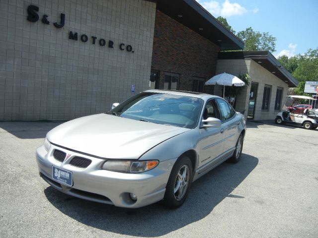 Pontiac Grand Prix 2000 photo 26