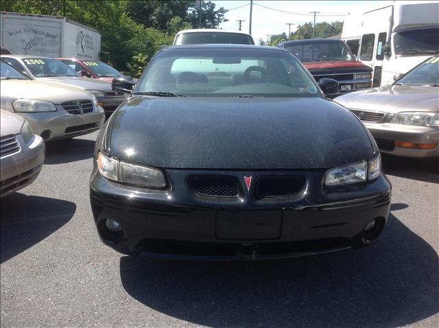 Pontiac Grand Prix 2000 photo 2