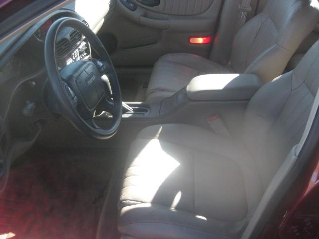 Pontiac Grand Prix 2000 photo 1