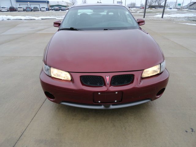 Pontiac Grand Prix 2000 photo 1
