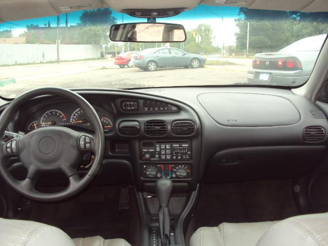 Pontiac Grand Prix 2001 photo 5