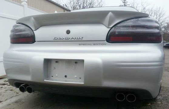 Pontiac Grand Prix 2001 photo 2