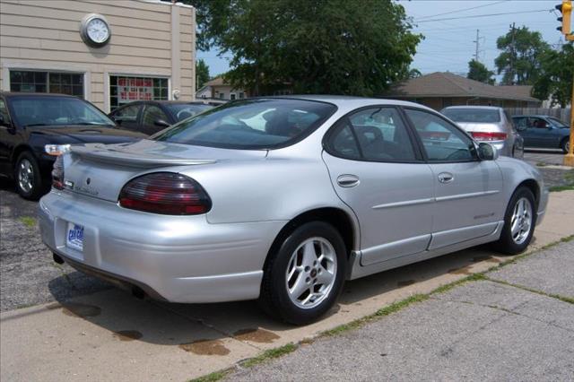 Pontiac Grand Prix 2001 photo 3
