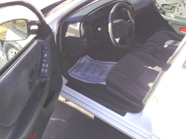 Pontiac Grand Prix 2001 photo 4