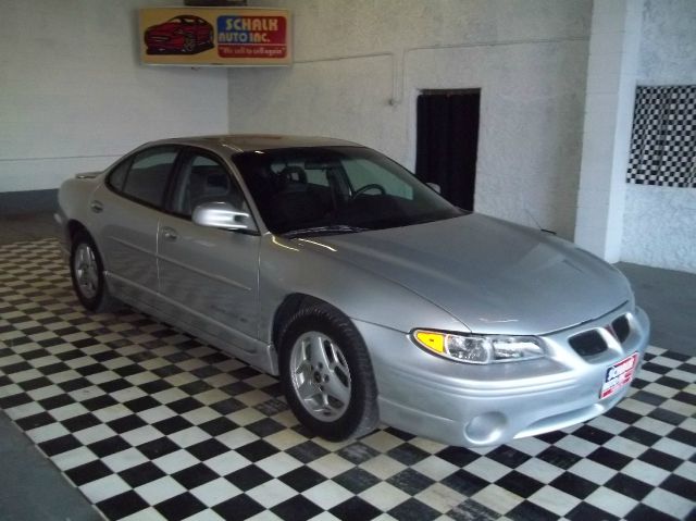 Pontiac Grand Prix 2001 photo 4