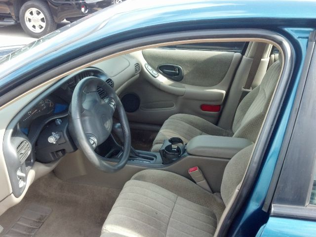 Pontiac Grand Prix Passion Sedan