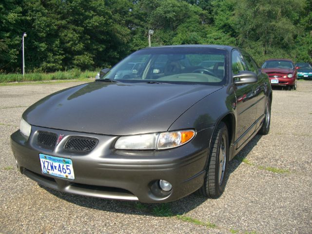 Pontiac Grand Prix 2001 photo 4