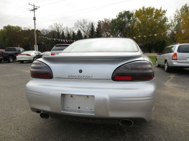 Pontiac Grand Prix 2001 photo 4