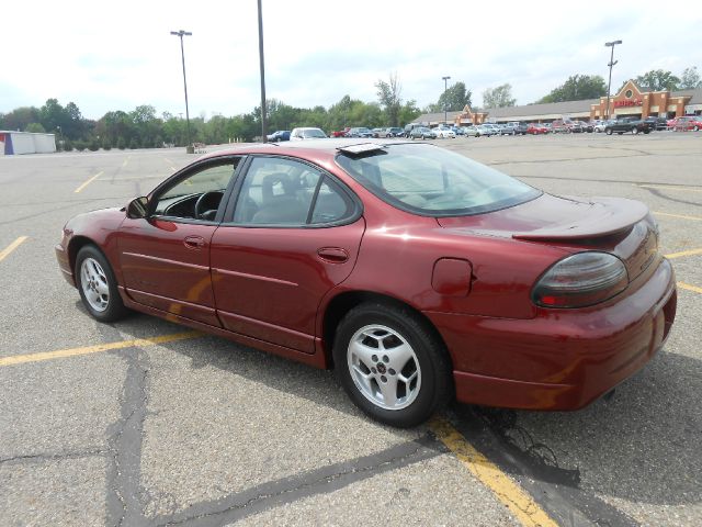 Pontiac Grand Prix 2001 photo 12