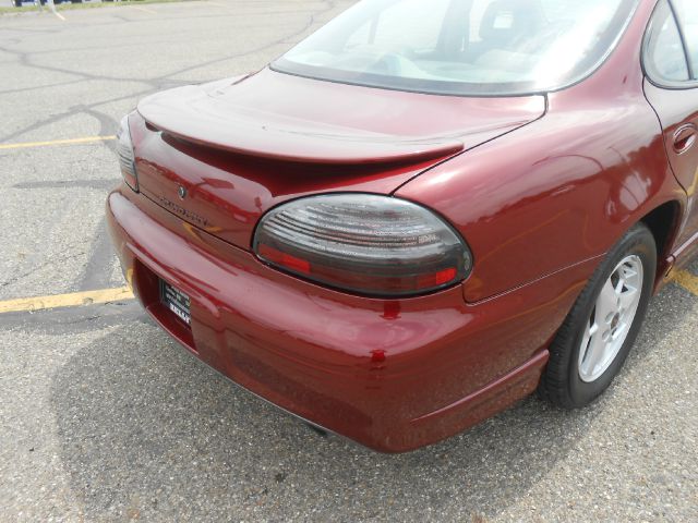 Pontiac Grand Prix 2001 photo 21