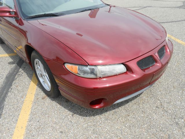 Pontiac Grand Prix 2001 photo 4