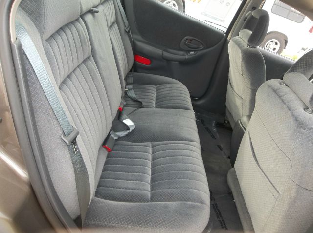 Pontiac Grand Prix 2001 photo 12