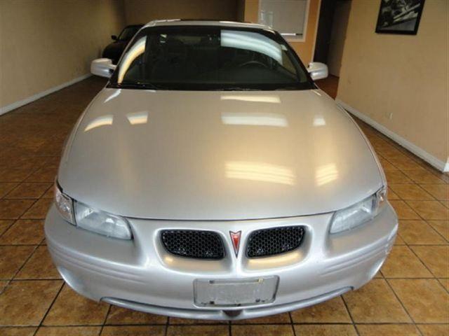 Pontiac Grand Prix 2002 photo 1
