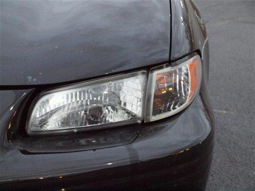 Pontiac Grand Prix 2002 photo 2