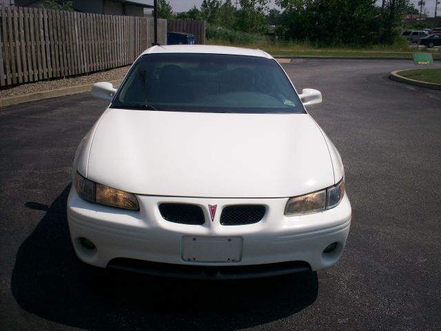 Pontiac Grand Prix Sportback LS Coupe