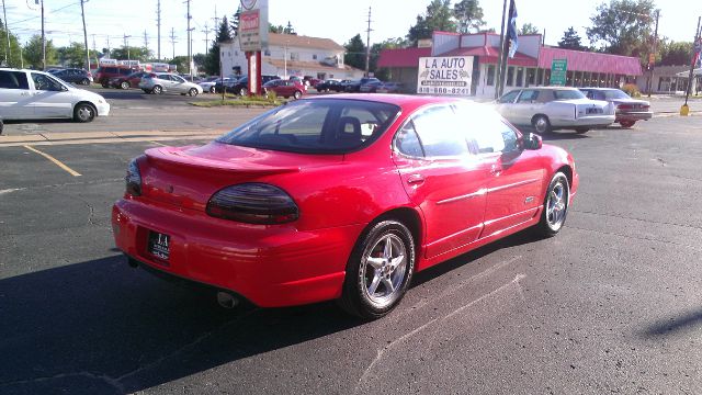 Pontiac Grand Prix 2002 photo 3