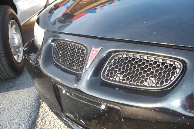 Pontiac Grand Prix 2002 photo 3