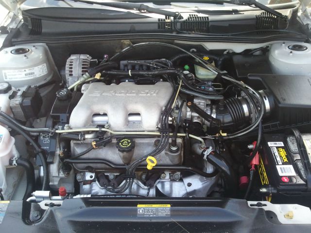 Pontiac Grand Prix 2002 photo 4