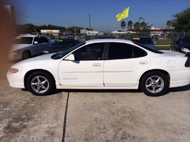 Pontiac Grand Prix Passion Sedan