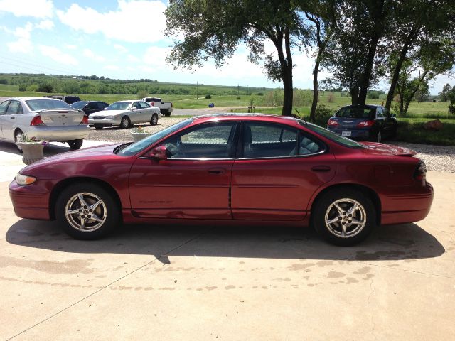 Pontiac Grand Prix 2002 photo 10