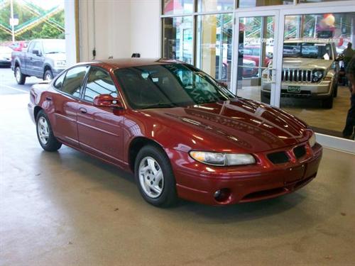 Pontiac Grand Prix 2002 photo 2