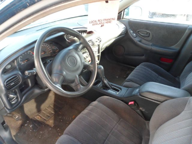 Pontiac Grand Prix 2002 photo 1