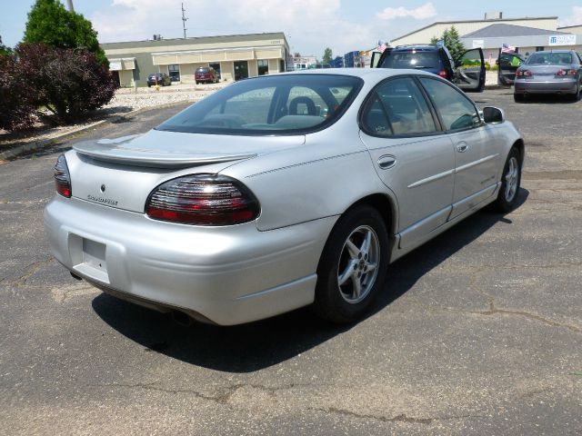 Pontiac Grand Prix Passion Sedan