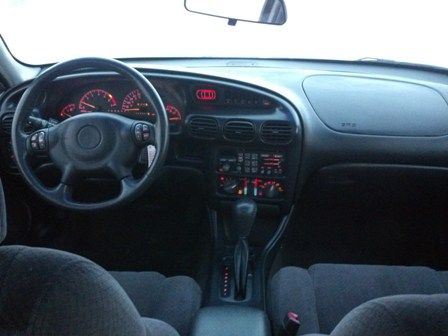 Pontiac Grand Prix 2002 photo 1