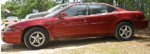 Pontiac Grand Prix 2002 photo 2