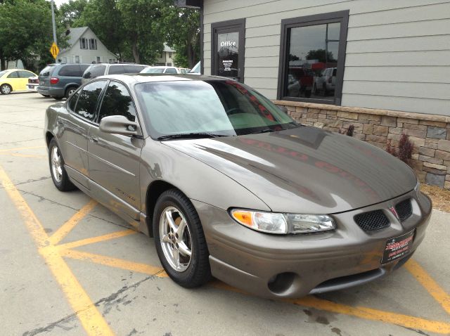 Pontiac Grand Prix 2002 photo 4