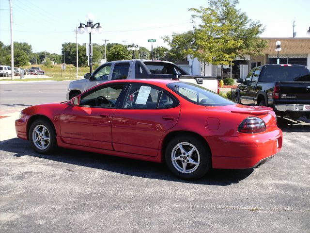 Pontiac Grand Prix 2002 photo 3