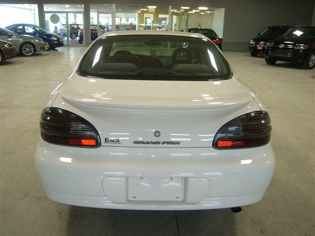 Pontiac Grand Prix 2003 photo 3