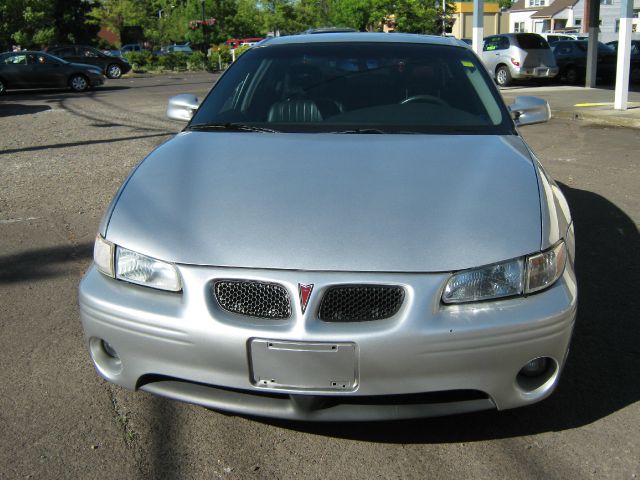 Pontiac Grand Prix 2003 photo 13